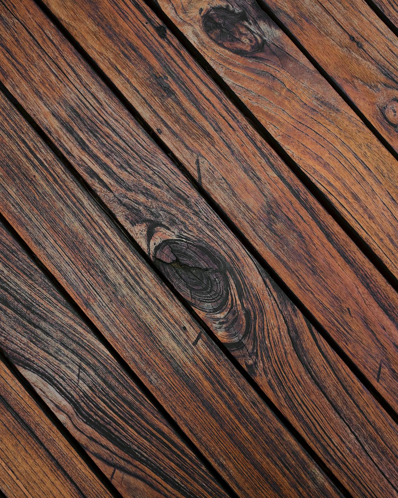 Deck Cleaning and Brightening